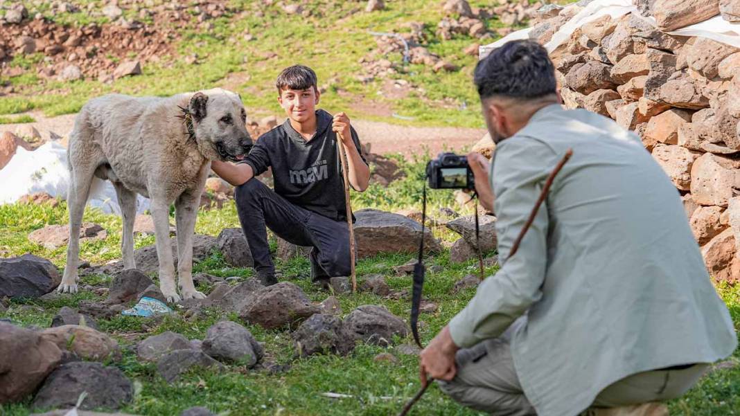 Diyarbakır’daki çoban yaşadığı yerin fotoğrafçısı oldu 10