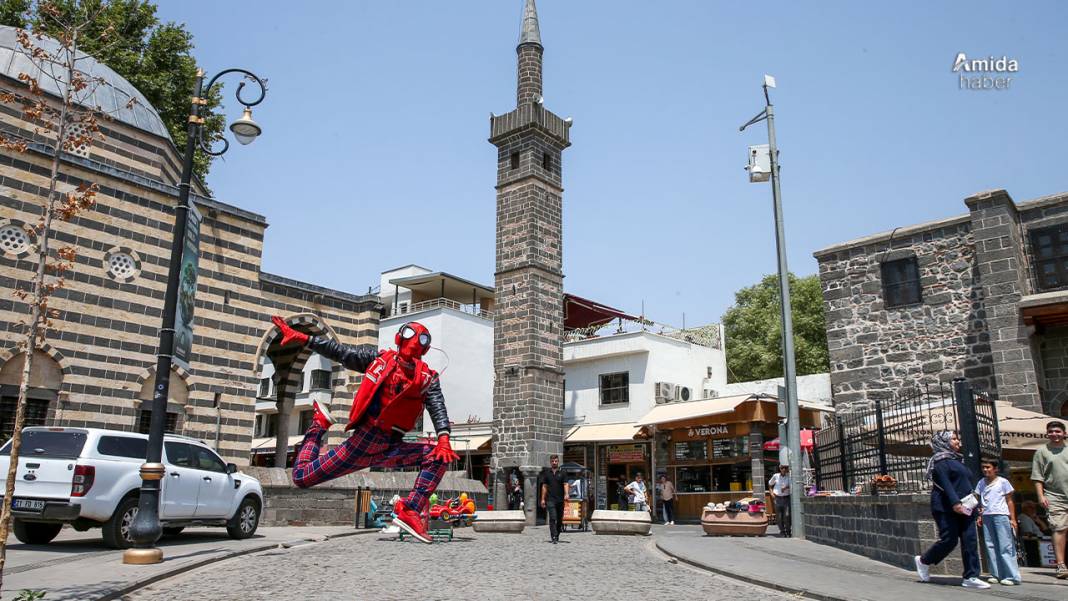 ‘Örümcek Adam’ Diyarbakır'da 5