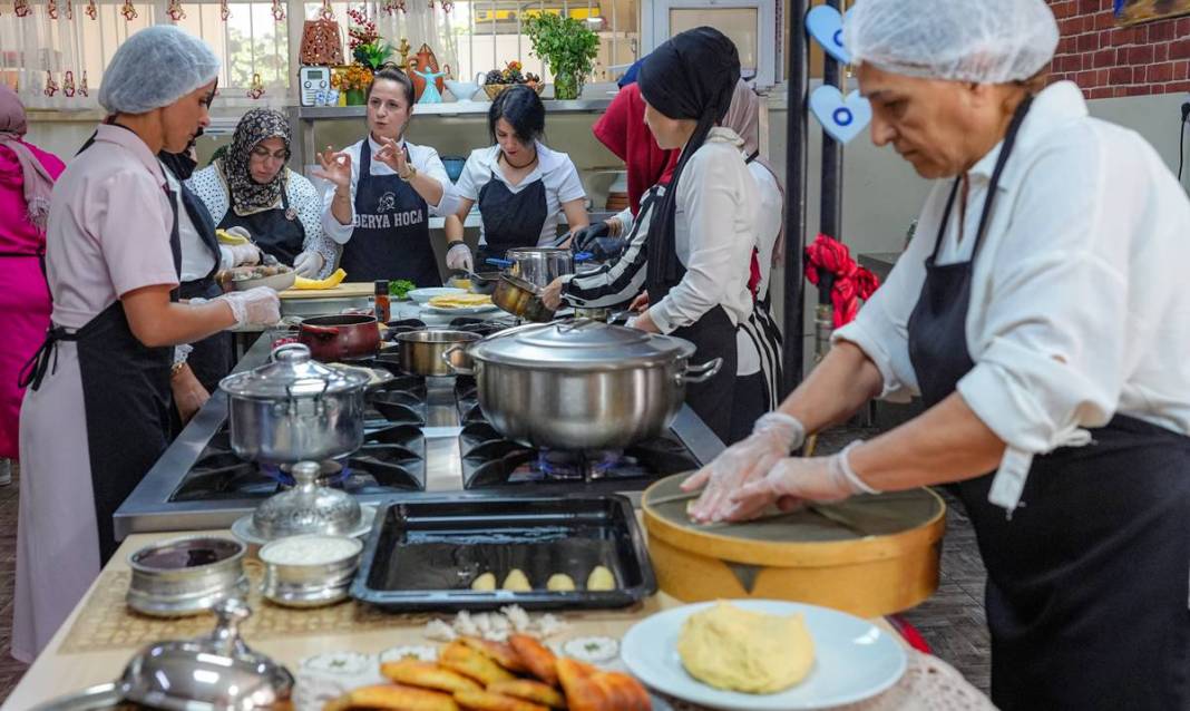 Diyarbakır: Ciğer kebabından kaburga dolmasına geleceğe aktarılıyor 9