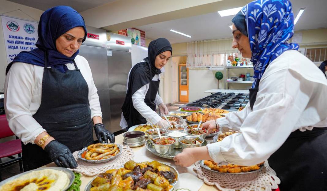 Diyarbakır: Ciğer kebabından kaburga dolmasına geleceğe aktarılıyor 7