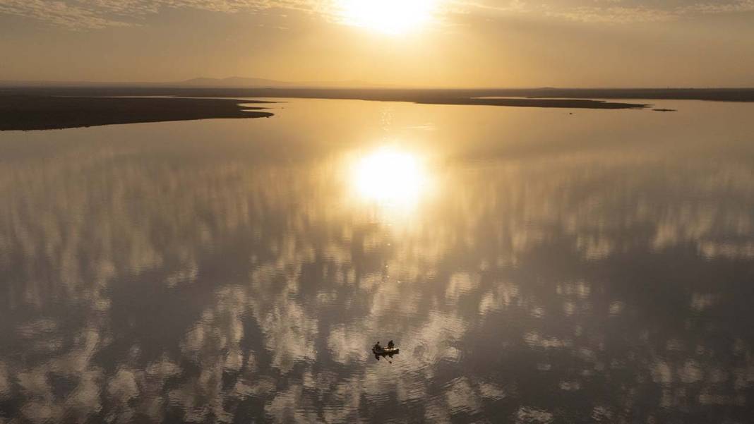 Diyarbakır Devegeçidi Çayı’nda günbatımında av 4