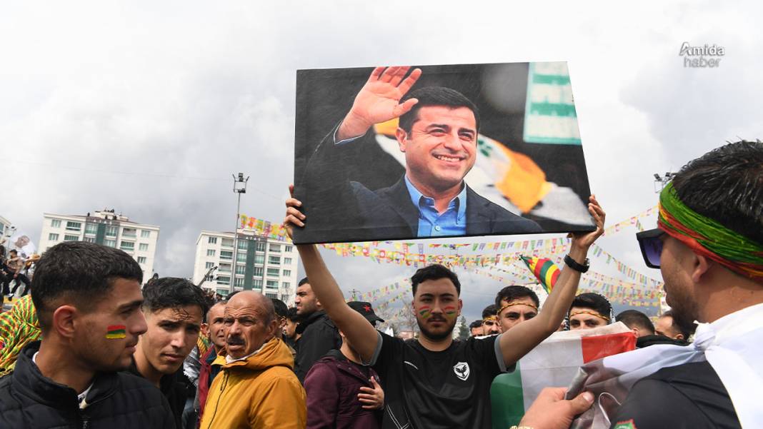 Kriz yok, mesaj net: Fotoğraflarla Diyarbakır Newroz'u 20