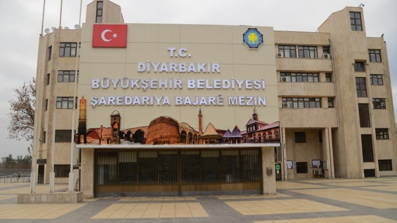 Diyarbakır Büyükşehir kayyımı 267 kilo çerez almış