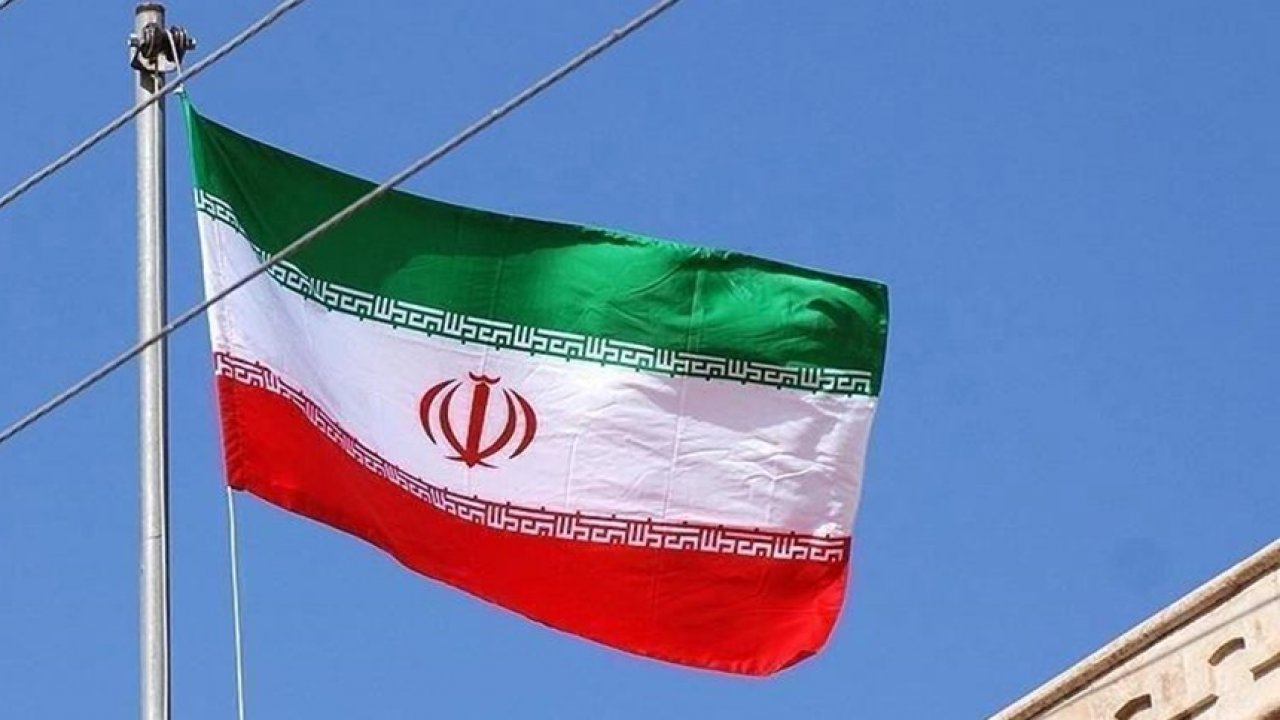İran’da cumhurbaşkanlığı adaylığına 278 başvurudan 80’i kabul edildi