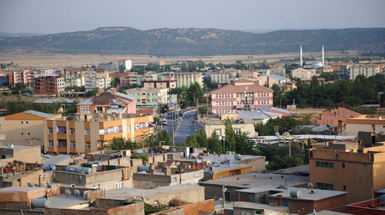 Diyarbakır Hani’deki elektrik kesintileri için milletvekilinden çağrı