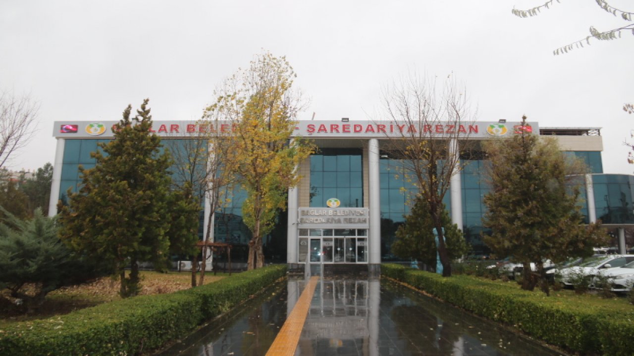 Diyarbakır’da işten çıkarma iddiası: Belediye başkanı konuştu