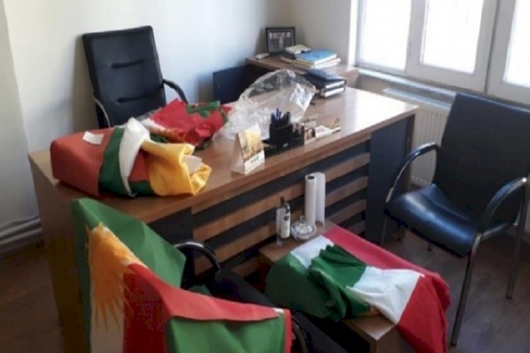 Diyarbakır’da savcılık ‘Kürdistan’ bayraklarını iade etti