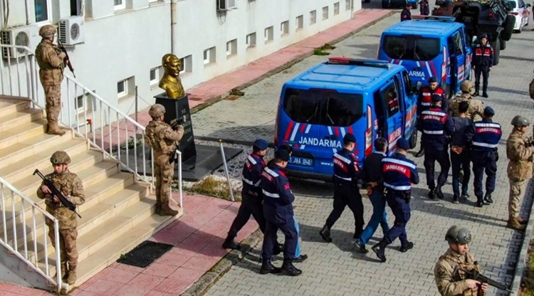 Diyarbakır’da ‘sahte araç ilanı’ operasyonu: 62 milyon liralık vurgun