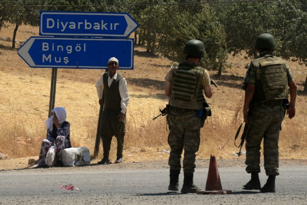 Sokağa çıkma yasağının ilan edildiği Bitlis’te silah sesleri