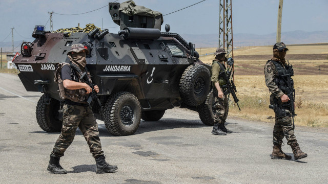 Diyarbakır’da ‘huzur’ operasyonu: Çok sayıda kişi tutuklandı