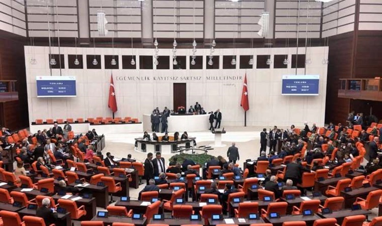 Meclis Başkanlığı ‘Kürtçe’ talebini Anayasaya Aykırı bularak reddetti