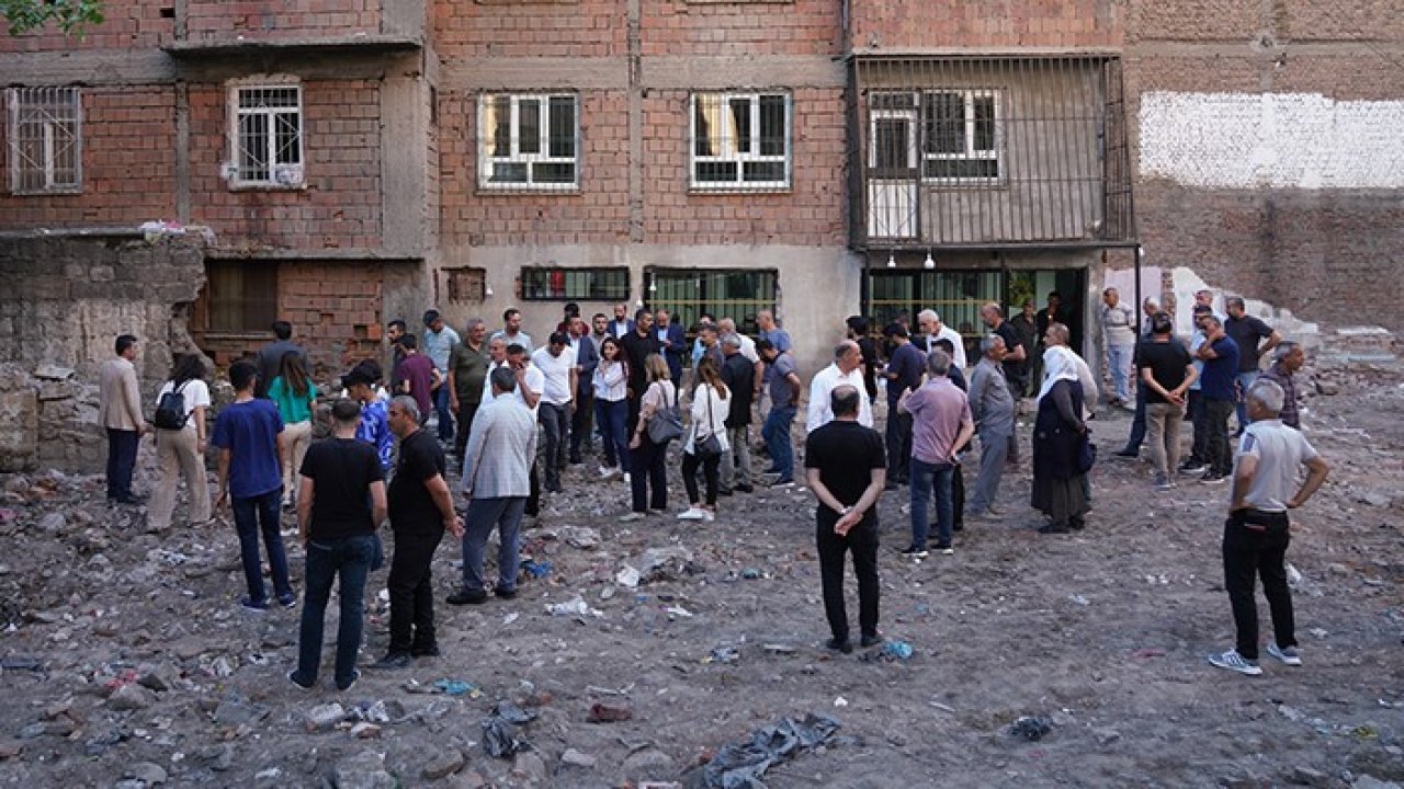 Diyarbakır Sur’da kamulaştırma kararı: Eş başkanlar mağdurları dinledi