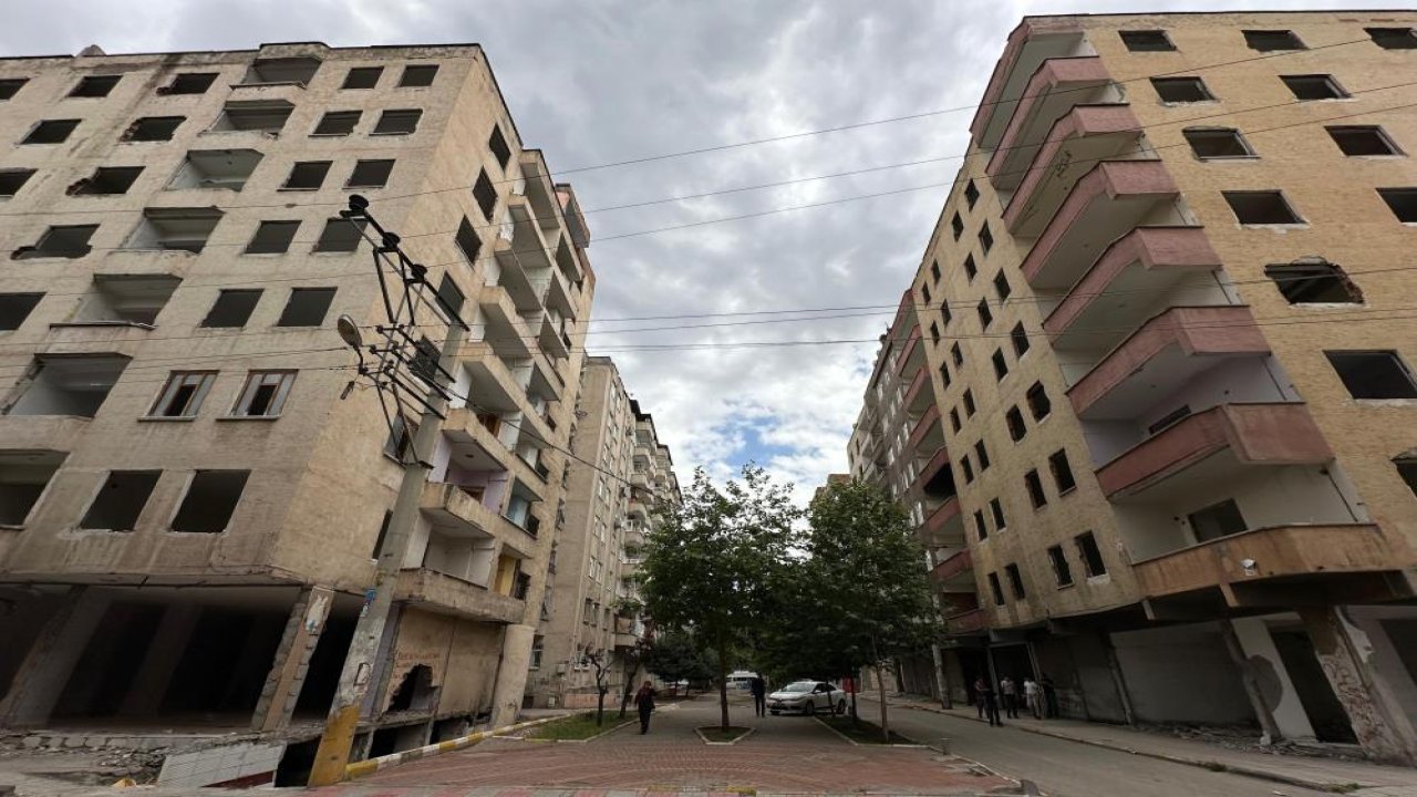 Diyarbakır’da ağır hasarlı binalar fuhuş ve uyuşturucuya teslim