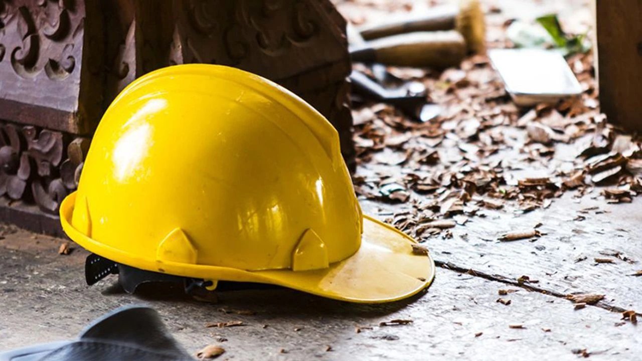 Diyarbakır’da bir işçi inşaattan düştü