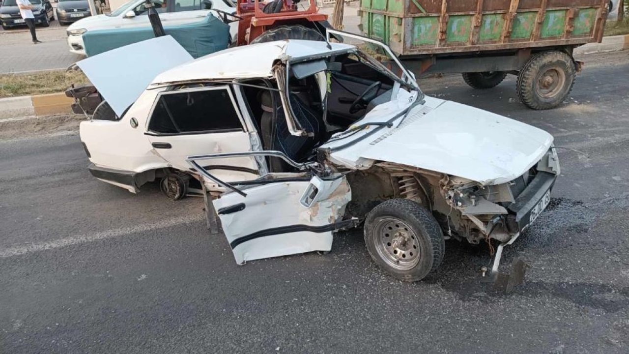 Diyarbakır’da otomobil ile traktör çarpıştı: 3 yaralı