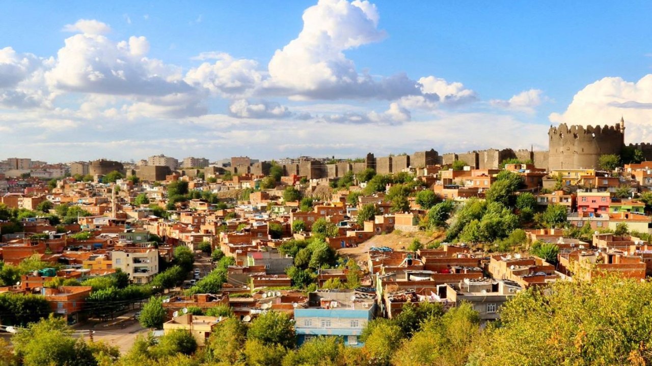 Diyarbakır’ın gönüllü turizm elçileri sahaya indi