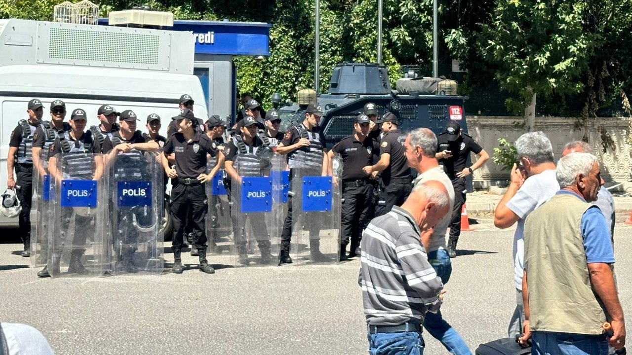 Diyarbakır’da tartışmaların odağındaki kurum: Polis ablukaya aldı!