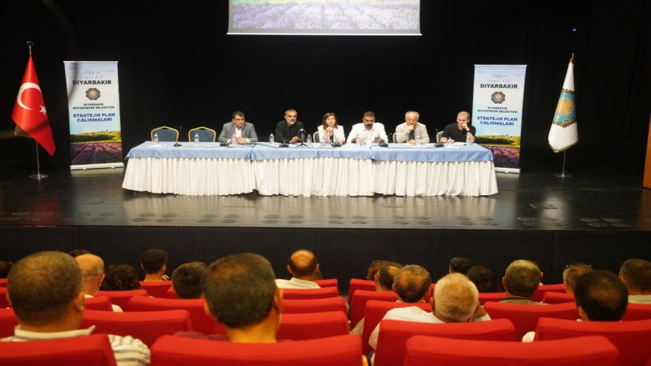 Diyarbakır Büyükşehir Eş Başkanları ‘Odak Grup’ toplantılarına başlıyor