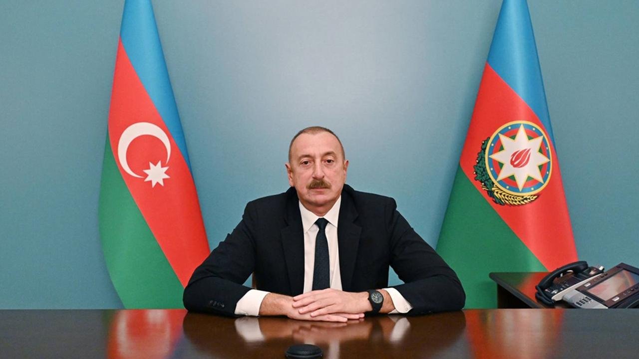 Azerbaycan'da erken seçim: Aliyev meclisi feshetti