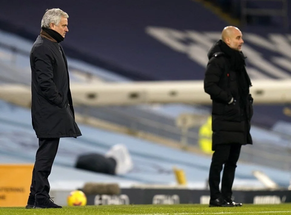 Pep Guardiola, Jose Mourinho'yu geçti