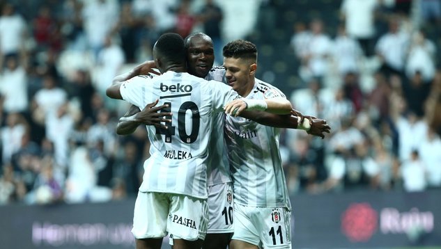 Beşiktaş evinde Sivasspor'u 2-0 mağlup etti