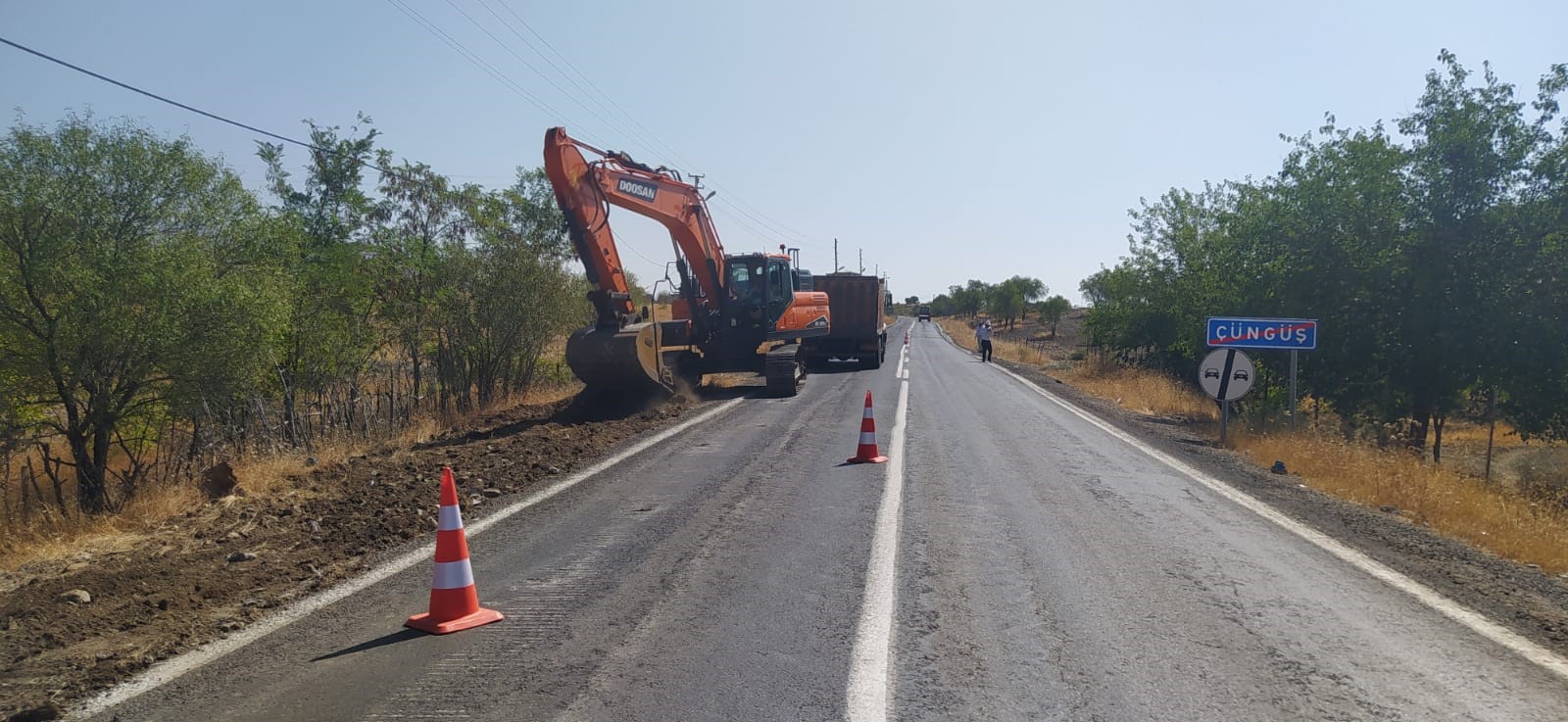 2 ilçe arasında yol genişletme çalışması