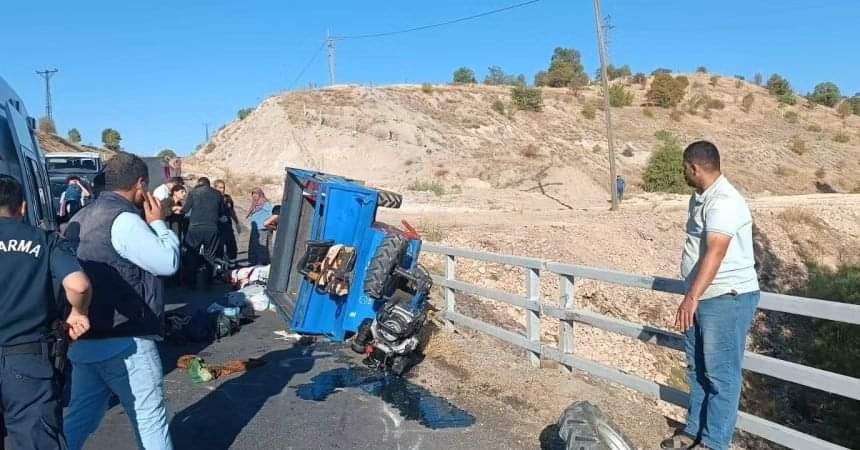 Pikniğe giderken feci kaza: 3’ü ağır 14 yaralı