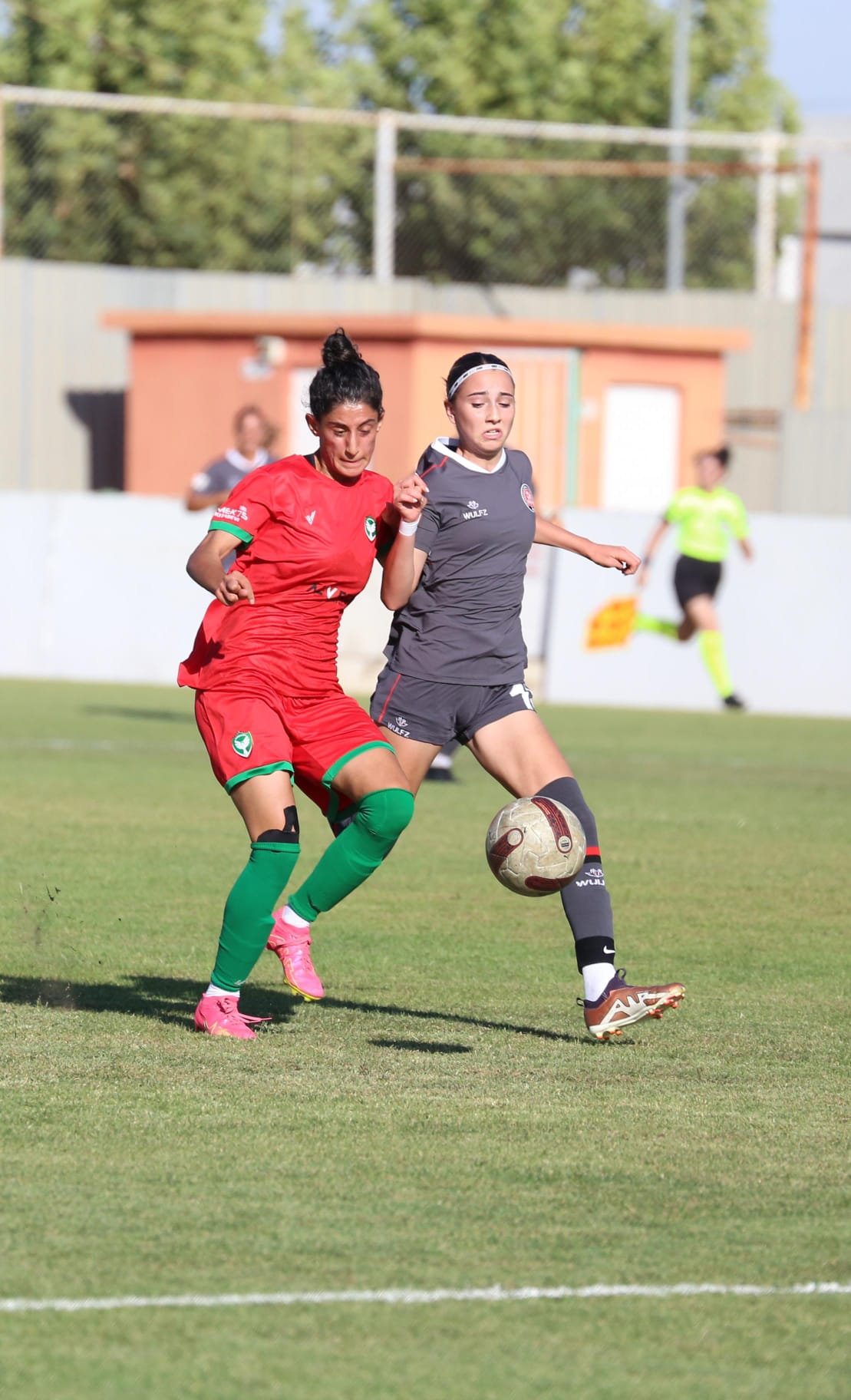 Amedspor Kadın futbol takımı söke söke