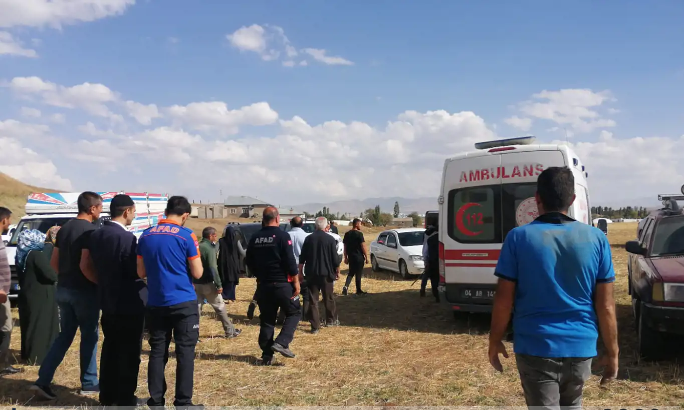 Balık yakalarken ayağı kayan genç suya düşerek boğuldu