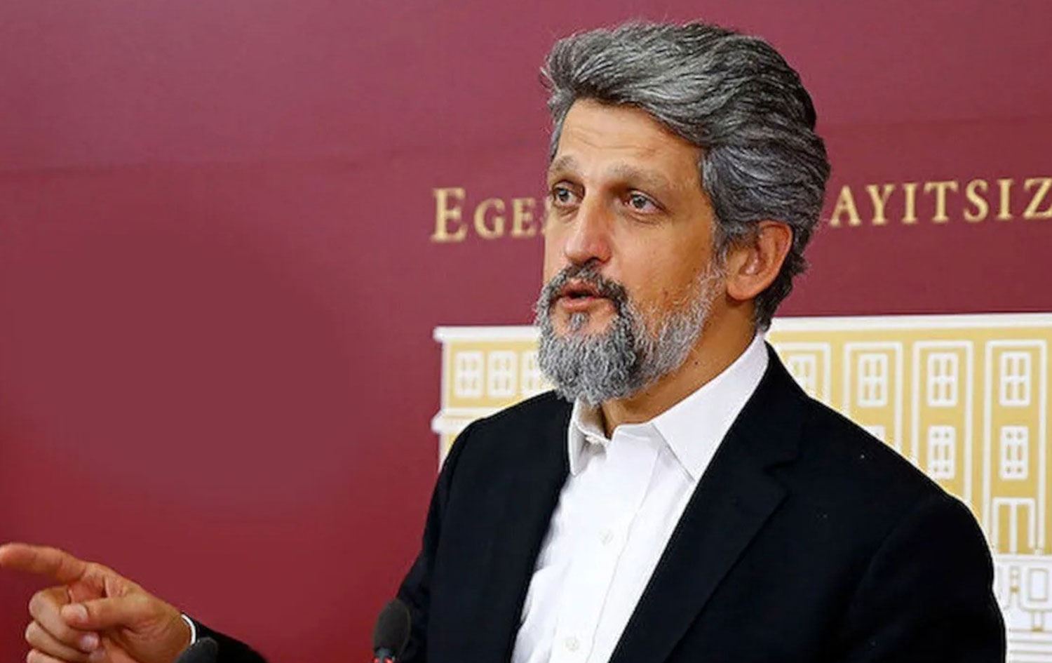 Paylan: Seçime twittersiz girebiliriz