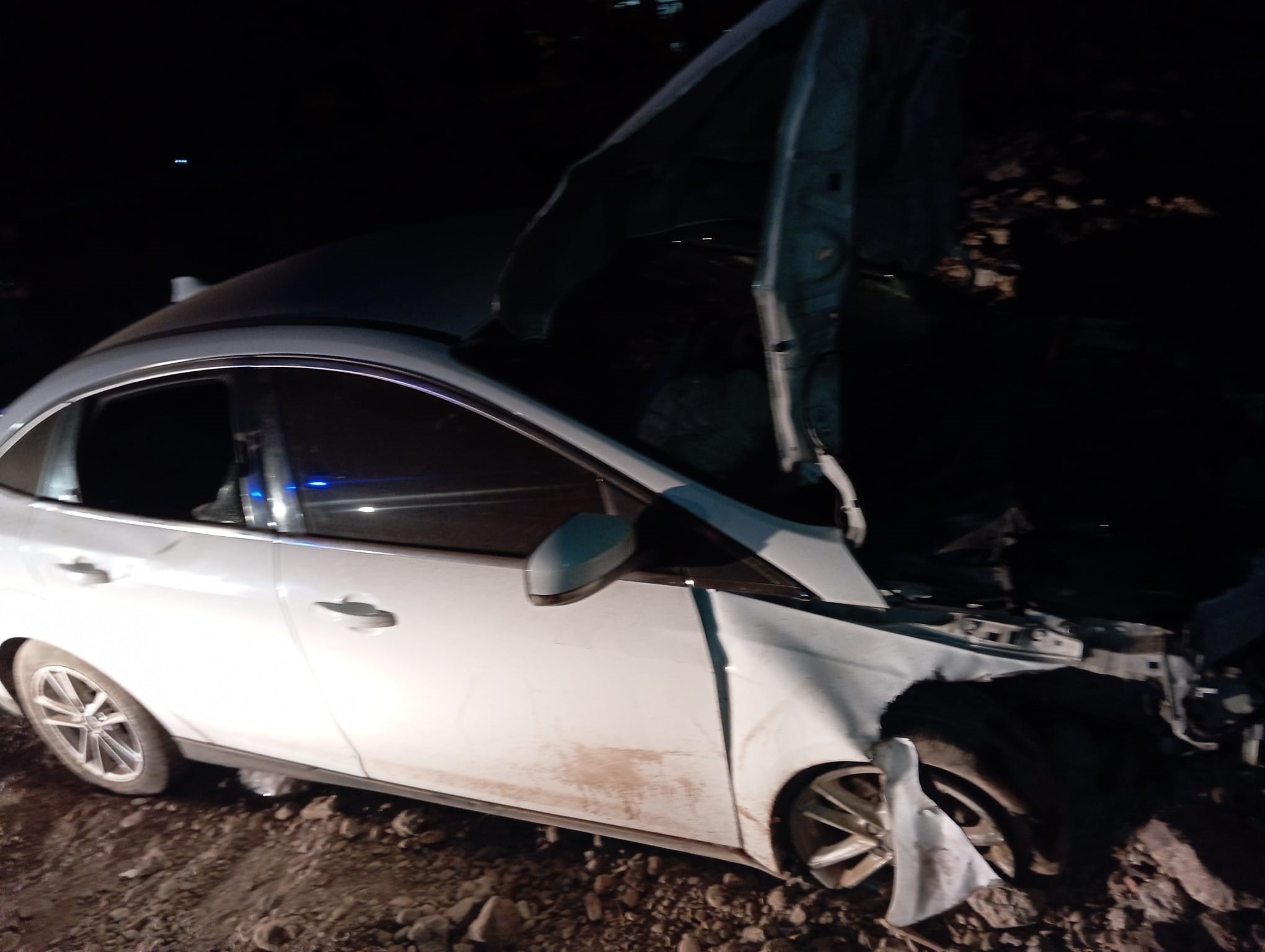  Diyarbakır’da patlayan tekerden fırlayan jant kazaya neden oldu: 2 yaralı