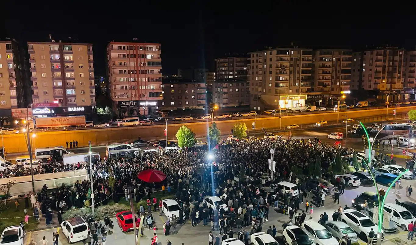 Diyarbakır'da Filistin nöbeti devam etti