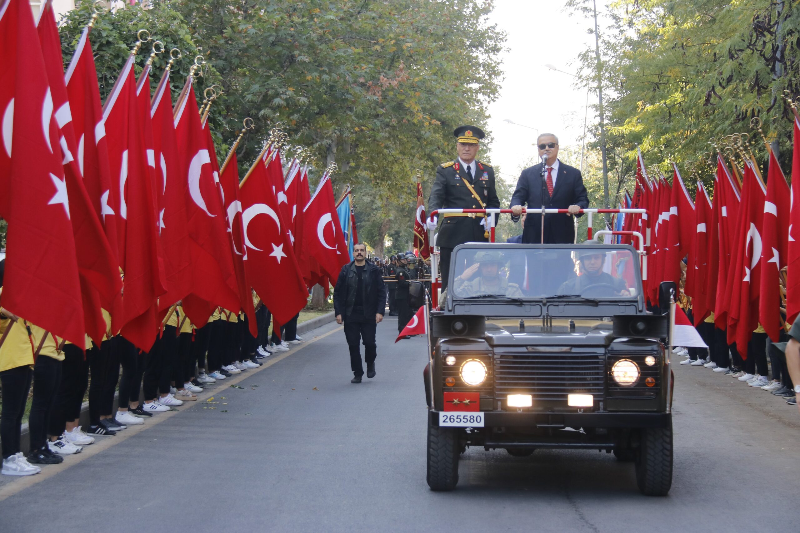 Güneydoğu'da Cumhuriyet'in 100'üncü yılı kutlandı