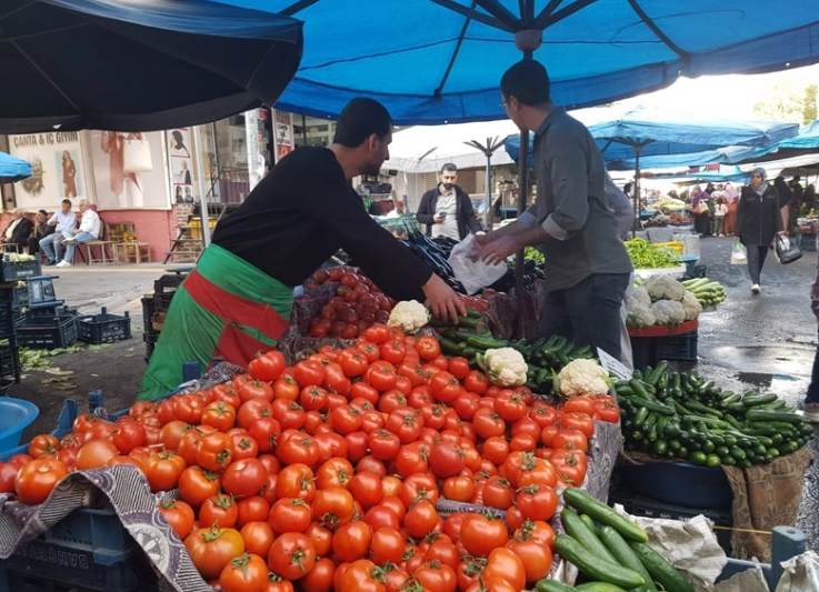 Diyarbakır’da pazarda fiyatlar cep yakıyor!