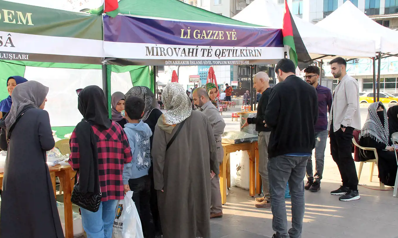 Diyarbakır'da Filistin yararına kermes açıldı