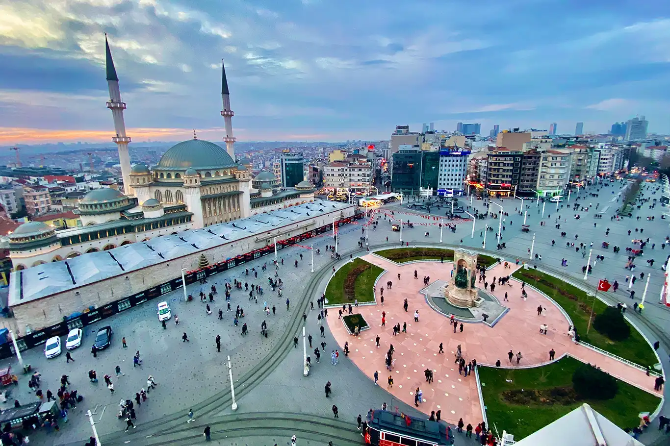 Türkiye'de olan Rusların sayısı Suriyelileri geçti