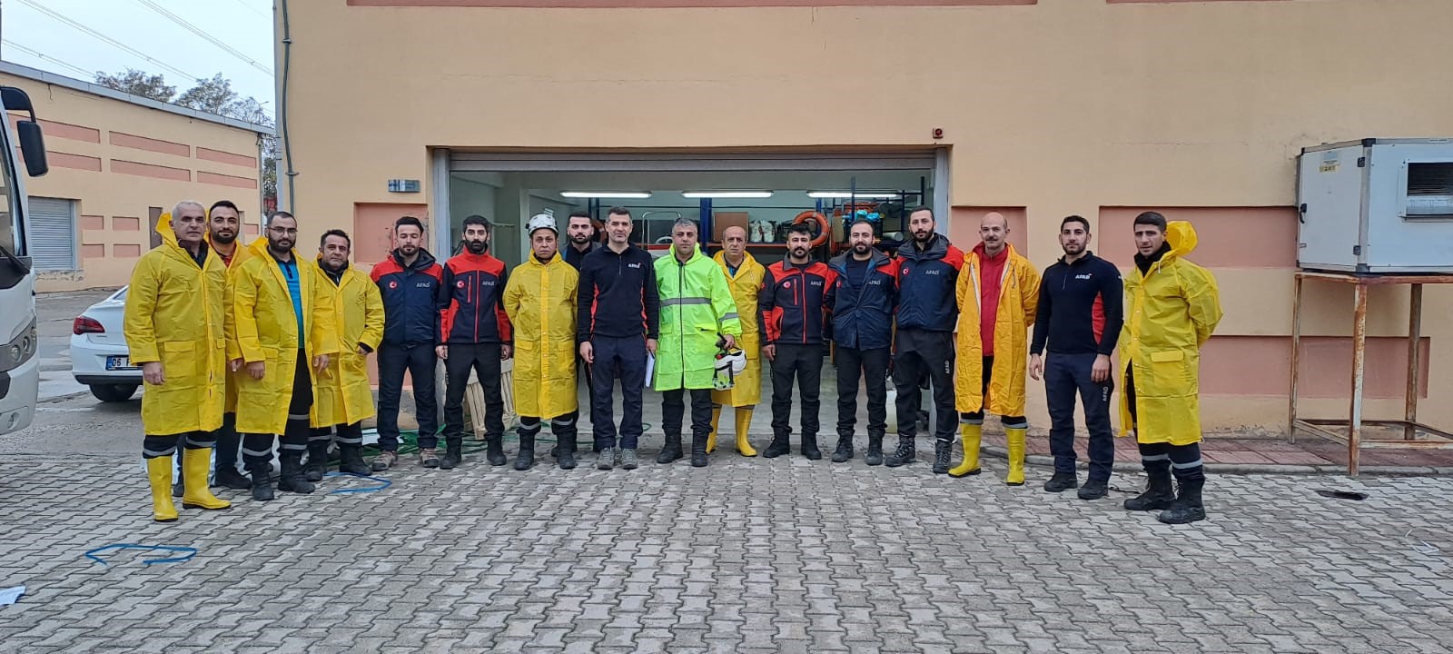 Diyarbakır'da ekipler su baskınlarına hazır