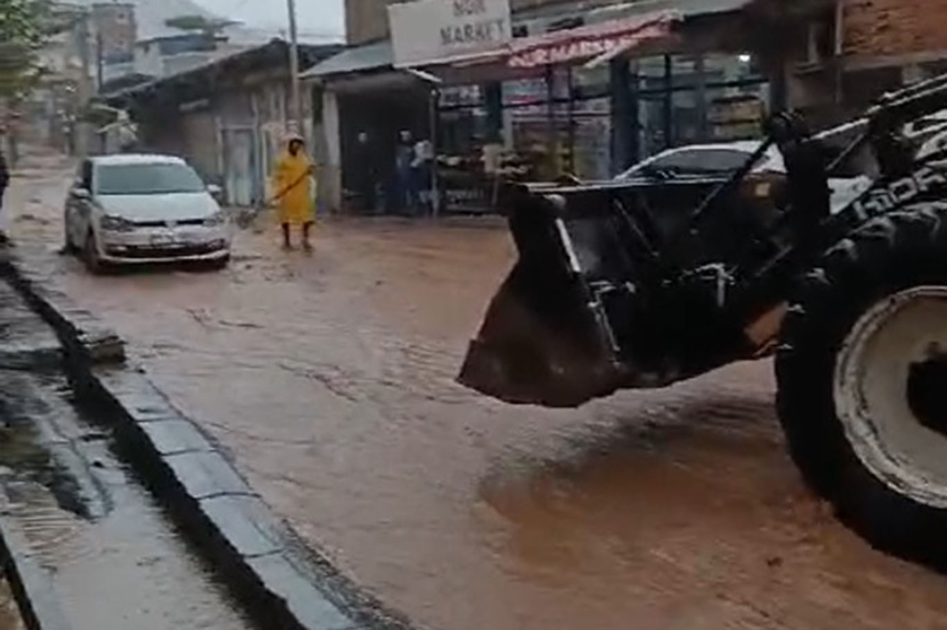 Silvan'da sağanak etkili oldu