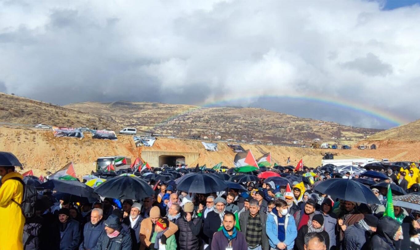 Kürecik Radar Üssü önünde miting