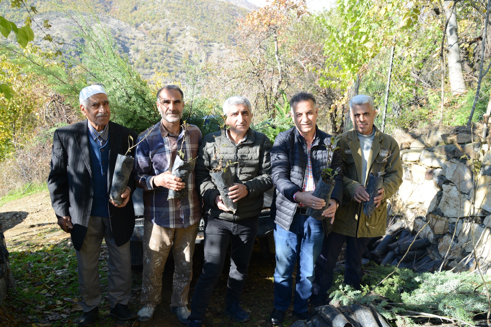 Diyarbakır’da üreticilere fidan desteği verildi