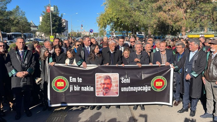 Tahir Elçi Diyarbakır’da anılıyor!