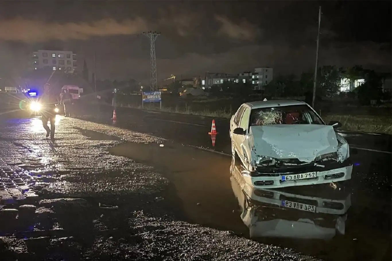 Diyarbakır’da trafik kazasında vefat eden dayı ve yeğen cenazeleri ilçelerine gönderildi