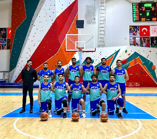 Dicle Üniversitesi erkek basketbolda namağlup şampiyon!