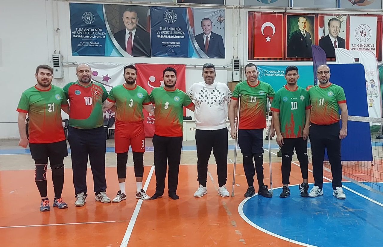 Diyarbakır da Engelli Voleybolcular parasızlıktan maça gidemedi!