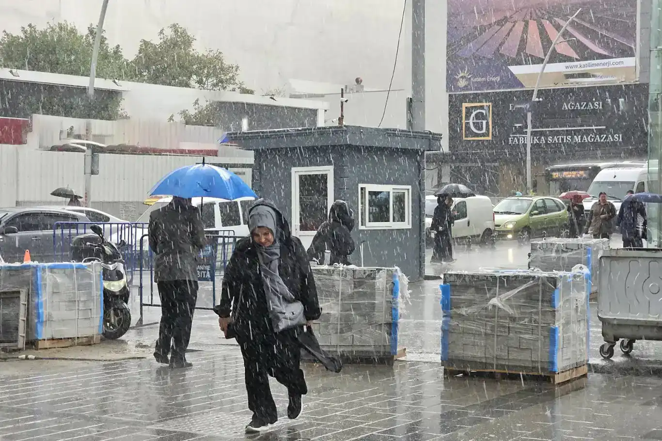 Meteorolojiden kuvvetli yağış uyarısı geldi!