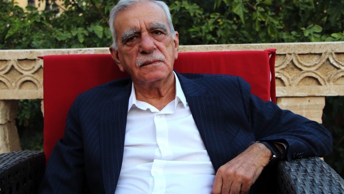 Ahmet Türk aday adaylığından çekildi!