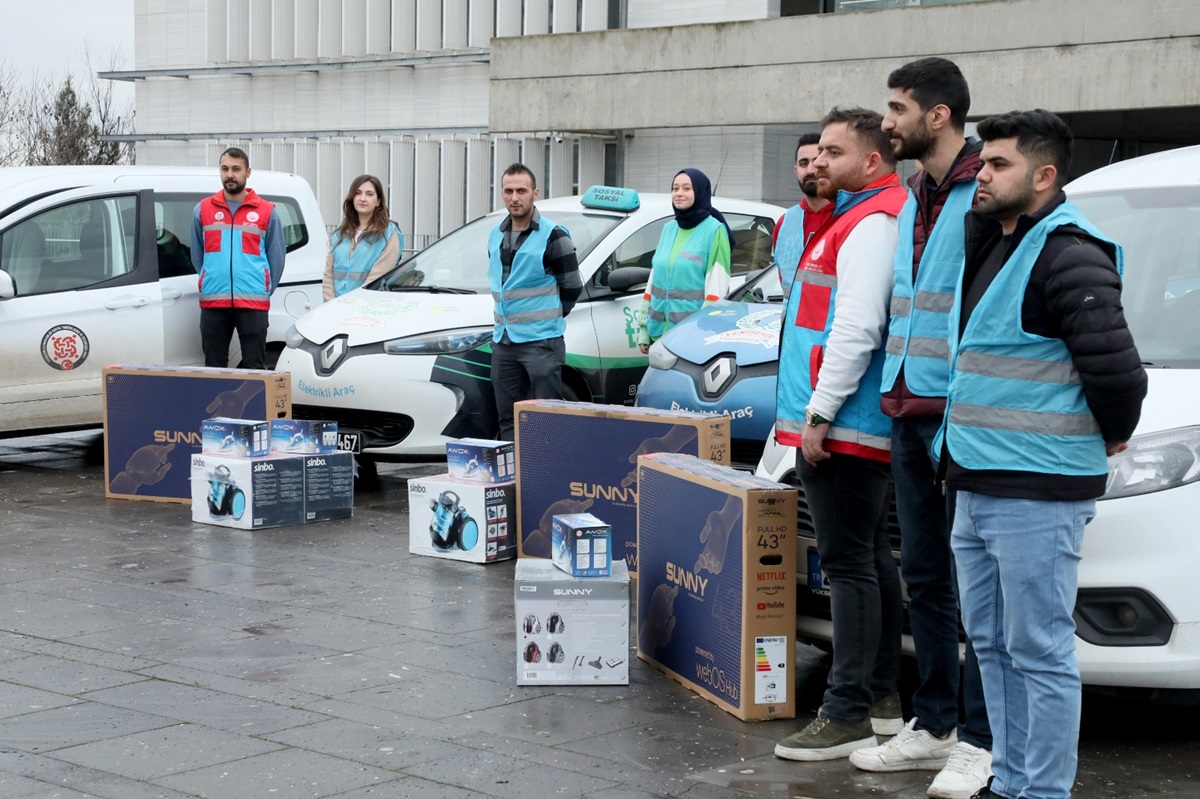 Diyarbakır’da kadınlara beyaz eşya yardımı