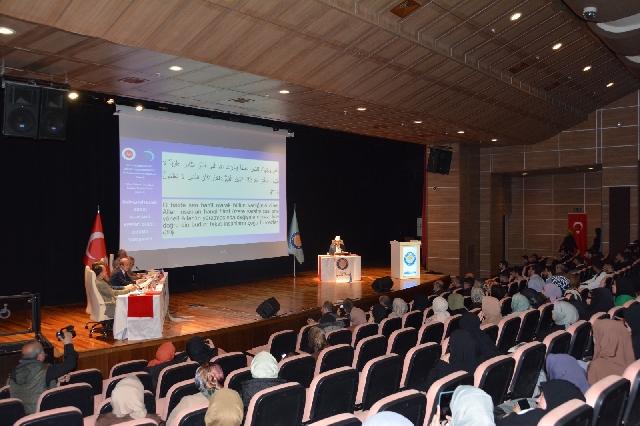 Diyarbakır’da Kur'an -ı Kerim'i güzel okuma yarışması bölge finali  yapıldı