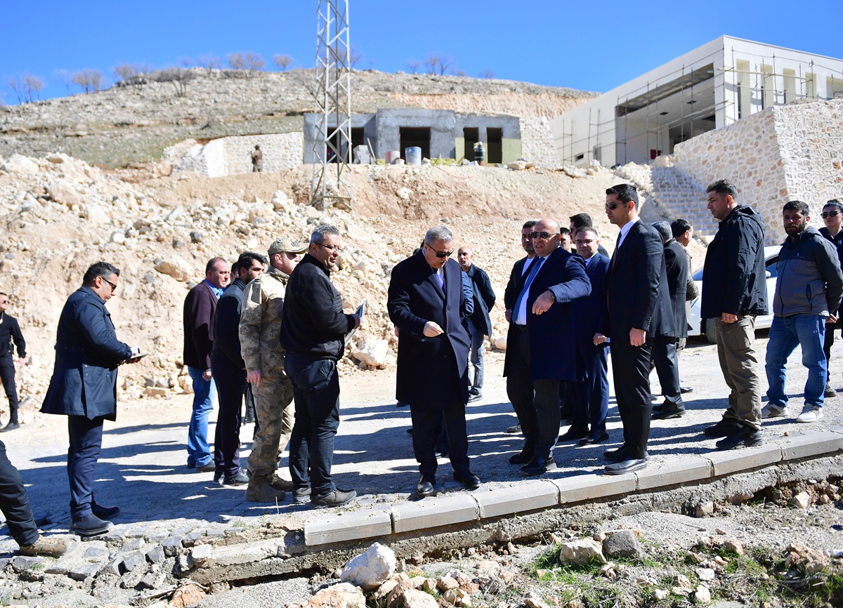 Diyarbakır Valisi Su Çınar’da çalışmaları denetledi