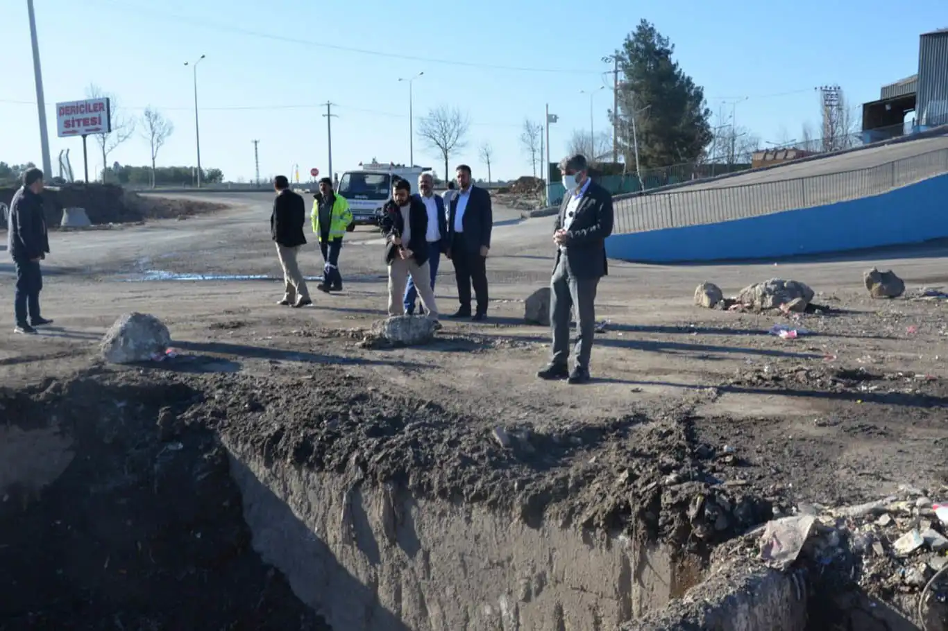 HÜDA PAR'ın Diyarbakır adayı Dinç: Kötü koku halk sağlığını tehdit ediyor